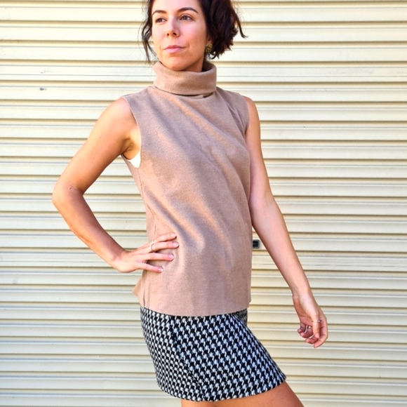Zara camel roll neck vest. Sleeveless poloneck. - Picture 2 of 8